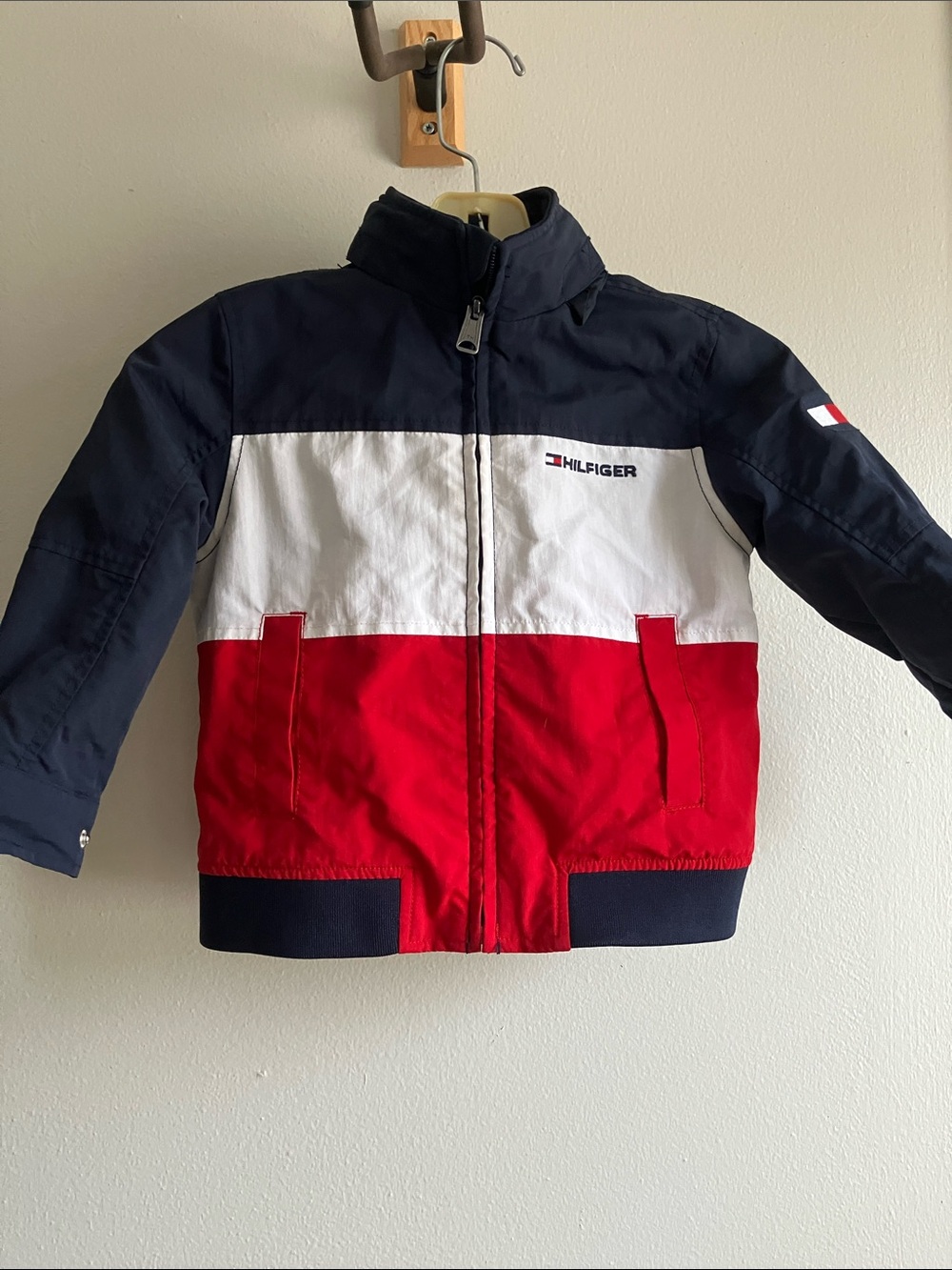Tommy Hilfiger Kids Colorblock Navy White Red Jacket size 2-3 toddler